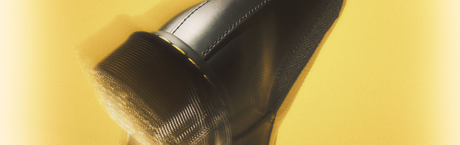 2976 Still-life YELLOW BACKGROUND SIDE BACK 02.jpg