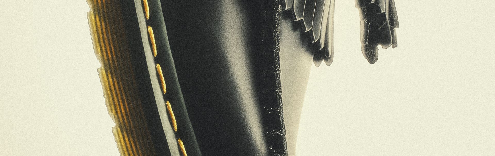 ADRIAN Still-life NEUTRAL BACKGROUND DETAIL 02.jpg